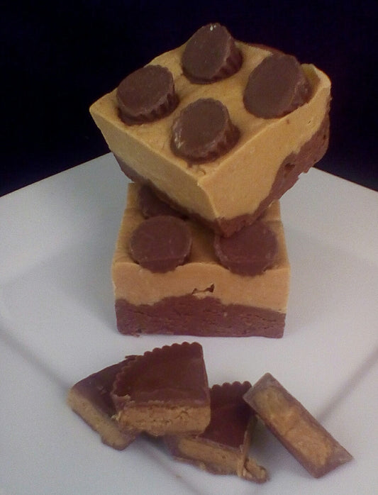 Chocolate Peanut Butter Cup Fudge